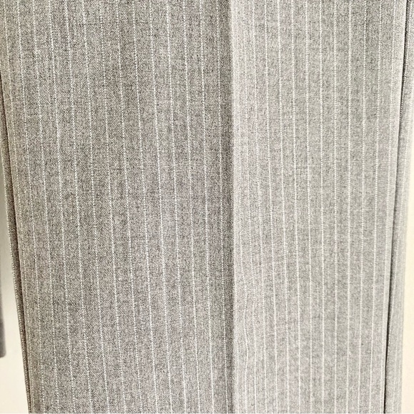 Ann Taylor Signature Grey Ankle Dress Pants Size 8P - Picture 4 of 7
